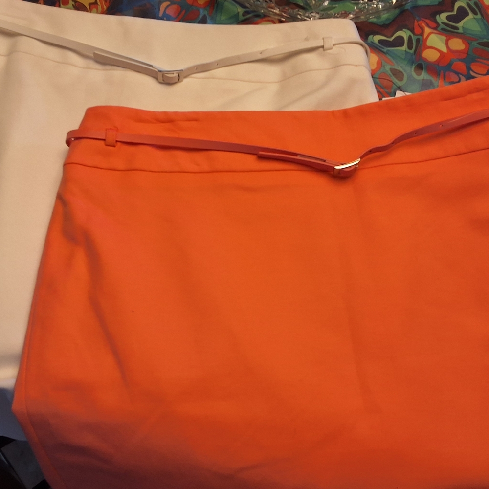 NWT Liz Claiborne Peach and White Pencil Skirts with Slim Belt Size 18